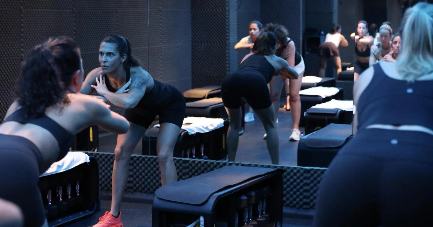 Un cours complet en pleine s&eacute;ance &agrave; Boost Fitness, CASA BOOST Plainpalais, dans les semaines apr&egrave;s la course